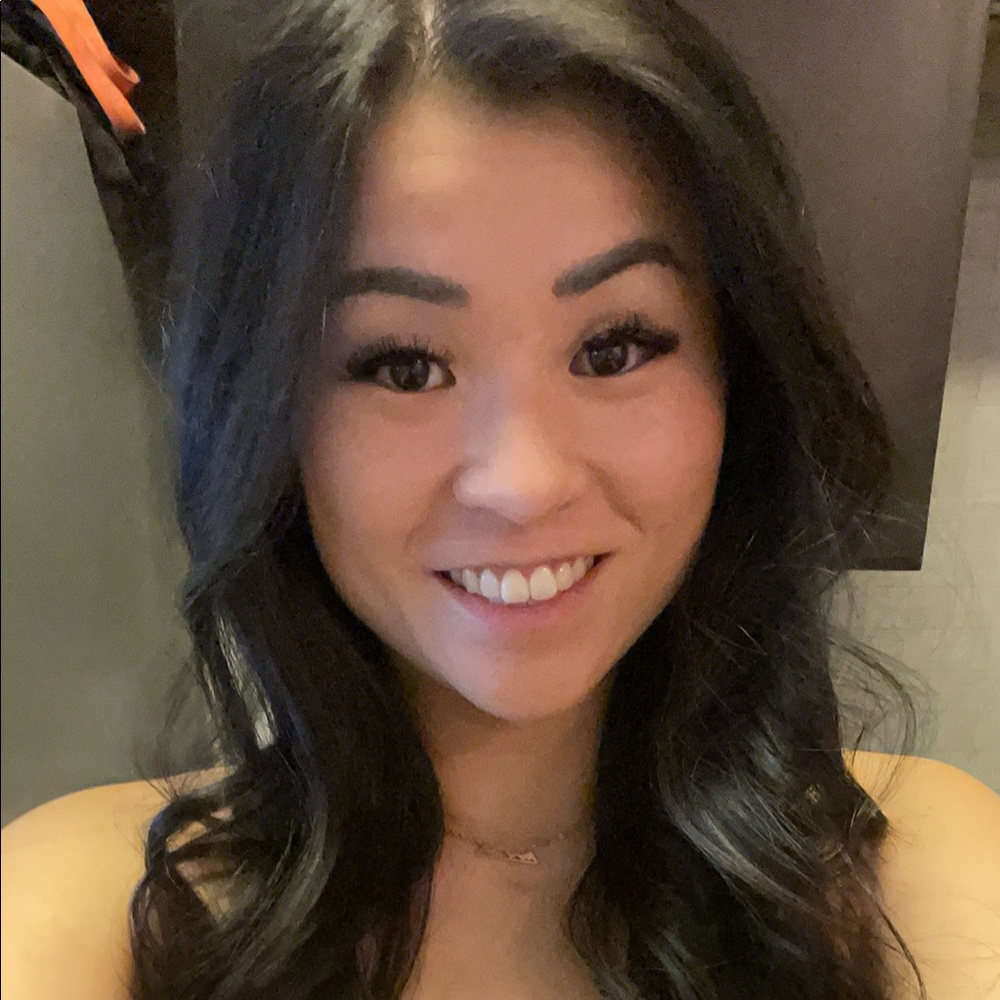 Meet your Posher, Leah
